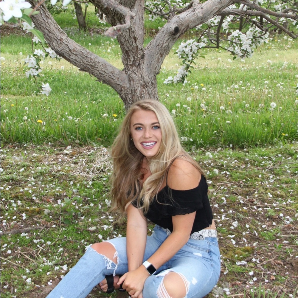 Meet your Posher, Erin